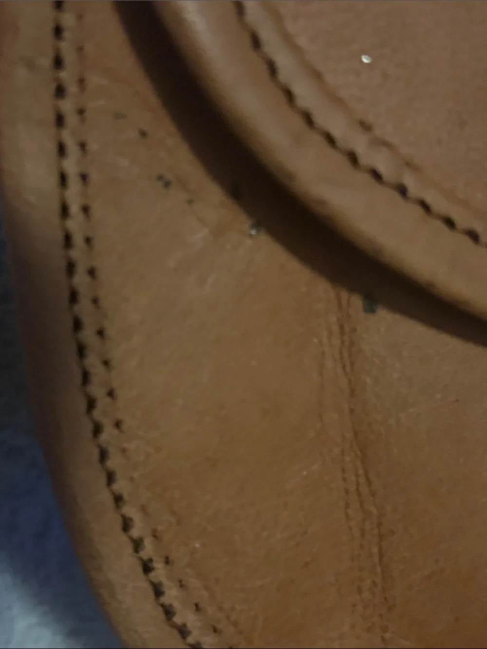 Vintage Tan Leather Crossbody Bag - Vintage
